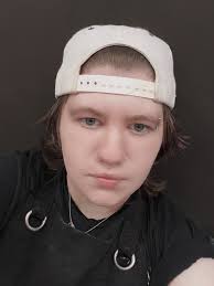 queerphoria]v3 Isaac L. Stern — Queer Metalsmiths