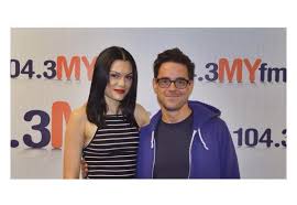 Kevin Manno On Twitter Jessiej Is In The Building Going Live In Moments Valentineinthemorning 104 3 Myfm Http T Co Ks7qoqush2