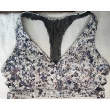 Link for sports bra is listed below! Victoria Secret Vsx Vs Sports Bra Women S Fashion Clothes Tops On Carousell