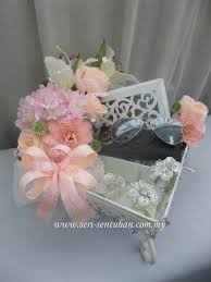 Yang ni saya sponsor hantaran, sbb yang kawin ni anak buah saya. Pakej Pelamin Mini Pelamin Buaian Berendoi Gubahan Hantaran Gubahan Hantaran Pink Peach