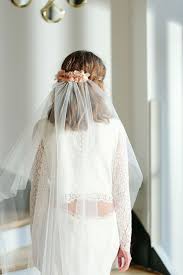 4 Accessoires De Mariee Signee Maison Guillemette Et Donatelle Godart Bridal Outfits Wedding Hair Flowers Bridal