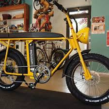 The First Unimoke In Bologna Hosted By Leruote Ciclocaffe Cycling Cafe We Love The Interior Of Your Shop Guys Grea In 2020 Custom Bicycle Cruiser Bike Bike Life