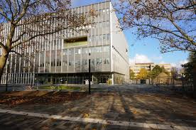 Der schwerpunkt liegt auf naturwisssenschaften und. Planungen Fur Den Campus Efeuweg Das Bildungs Und Sportareal Soll Attraktiver Werden Gropiusstadt