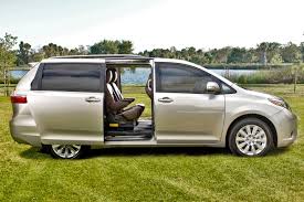I often use my sienna to move large constructions. Parents Magazine Edmunds Com Rank Toyota Sienna A Top 10 Family Car Of The Year Penn Toyota