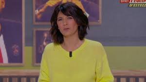 Estelle denis va quitter la chaîne l'equipe pour rmc. The Sweater Yellow Estelle Denis In The Team Estelle The 04 03 2020 Spotern