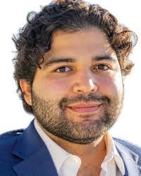 Daniel Greif's Instagram, Twitter & Facebook