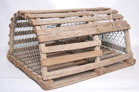 And the guys in fl who fish spiny lobster almost exclusively fish wood. Lobster Trap Authentic Wooden Full Size Half Round Vintage Nautical 30x24x16 Lobster Trap Vintage Nautical Wooden