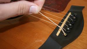 If anything, experience will tell you when to change them long before a string breaks. How Often Should I Replace The Strings On My Guitar Music Practice Theory Stack Exchange