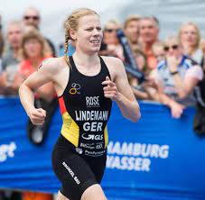 Jun 21, 2021 · in the women's race great britain's olivia mathias, sian rainsley and sophie alden were first out of the water, followed by quinty schoens (ned) and valentina riasova (rus), germany's laura lindemann and emma lombardi (fra). Laura Lindemann Beim Triathlon Wer Im Tempo Nur Etwas Nachlasst Verliert Welt