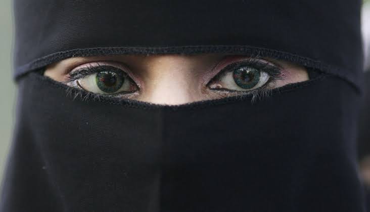 U.K. veil debate also divisive for Muslims
