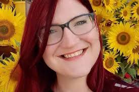 Terrified mum told baby would be born with intestines outside her body