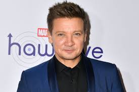 Caroline Dallarosa anuncia noivado com Rodrigo Solano