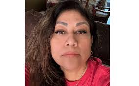 Michelle Lawton's Instagram, Twitter & Facebook