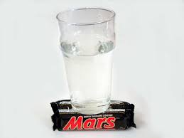 As a college student in the early 2000s, marshall scientist caleb fassett was transfixed by images of a site on mars he suspected to be a thriving lakebed billions of years ago. Apod 2005 April 1 Water On Mars