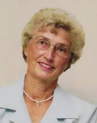 Lori Showalter's Instagram, Twitter & Facebook