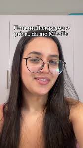 Thaiz Andrade Privacy