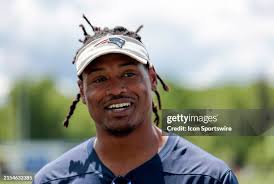 976 Lb Donta Hightower Stock Photos, High-Res Pictures, and Images