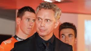 Trotse vader Jean-Paul van Poppel volgt zijn zoons Danny en Boy van afstand  in de Giro d'Italia