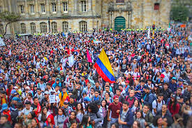 Hundreds of thousands of colombians demonstrated for various reasons. Colombia Protests Tips For Foreigners To Stay Safe During Protests