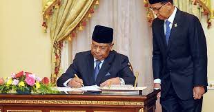 Januar 2017) war der fünfte ministerpräsident von sarawak , der von 2014 bis 2017 im amt war. 10 Things About Adenan Satem The People S Chief Minister Malaysia Malay Mail
