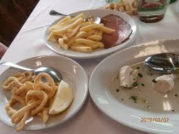 (secondo piatto di pesce facile e veloce). Rost Beef Con Patate Fritte Anelli Di Totano E Bocconcini Di Pesce Spada Picture Of Il Mulino Sul Po Occhiobello Tripadvisor