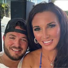 Misty Bobb's Instagram, Twitter & Facebook