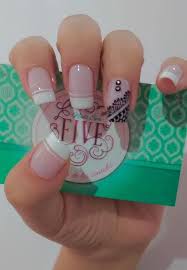 Hola bienvenidos a uñas turqueza en el podrán ver tutoriales de los mas lindos decorados de uñas muchas gracias por ver el vídeo y espero te guste mucho! Pin En Decoracion De Unas Largas