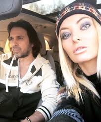 Edi iordanescu o ataca pe delia la o luna de la despartirea de delia, edi iordanescu a lansat catevaatacuri subtile la adresa cantaretei. Ce Spune Delia Despre Fosta RelaÈ›ie A SoÈ›ul Ei Cu Andreea Marin Singura SerioasÄƒ Nu Imi Fac Probleme Din AceastÄƒ CauzÄƒ Libertatea