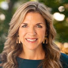 Colleen Pruitt's Instagram, Twitter & Facebook