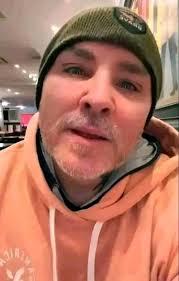 Hebrew t-shirt says May the Force be with you