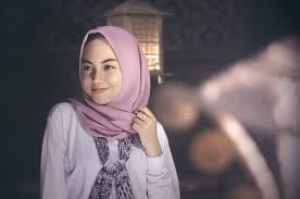 Wanita cantik berhijab animasi contoh soal pelajaran puisi. Cwe Cantik Berjilbab