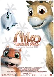 Niko, le petit renne, vit avec sa maman et toute la tribu dans la paisible vallée des rennes. Niko Le Petit Renne Niko Lentajan Poika