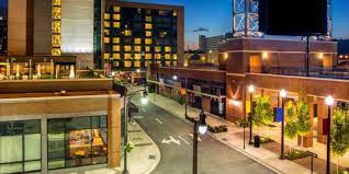 Hey Bham Now Are There Restaurants Open On Monday We Got You Here S A List In 2021 Birmingham Restaurants Oyster House House In The Woods