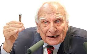 A rebibbia co luca barbarossa per il partito radicale nonviolento transpartito transnazionale: Pannella A Due Anni Dalla Morte Il Ricordo Di Di Francesco Mi Diceva Ciao Commissa