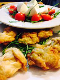 Viaggia a prezzi economici con pullman di andata e ritorno da napoli a essen. Caffe Sospeso Und Das Beste Essen In Napoli