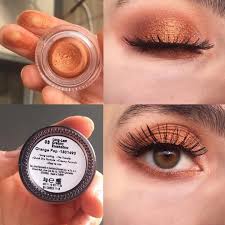 Alwayssmakeup Farmasi Orange Pop Krem Far Yapisi Cok Guzel Yumusacik Kolayca Dagitiliyor Rengini Tek Suruste Veriyor C 2020 Goz Fari Makyaj Fikirleri Far