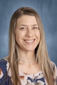 Leigh Knapp's Instagram, Twitter & Facebook