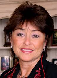 Former superintendents question current leadership