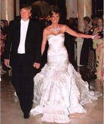 Top 10 Most Expensive Wedding Dresses Topteny Com Trump Wedding Dress Melania Trump Wedding Expensive Wedding Dress