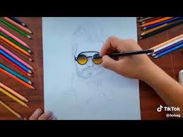 Em stream realizada na booyah!, plataforma de transmissão oficial da garena. Miren Mi Dibujo De Tik Tok De Alok Youtube