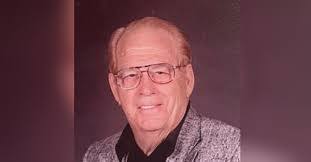 Billie Kirby's Instagram, Twitter & Facebook