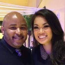 She is my forever Valentine...... beautiful, smart, holy, prayer-full,  worship-full, and a lover of God and her family. Happy Valentine's Day,  babe! 💘🌹💌💘 I couldn't imagine my life without you. I love