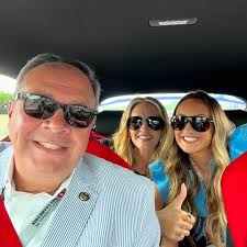 Jennifer Hilliard Whitt (@jenniferhwhitt) • Instagram photos and videos