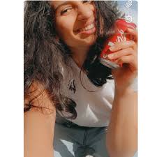 Myra Gill's Instagram, Twitter & Facebook