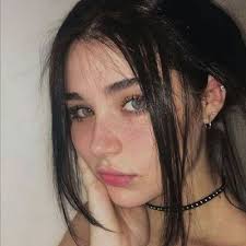 Bibi Machado (@BibiiiDiass)