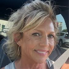 This afternoon, Captain Peter Sheehy relieved Captain Chris DeSena as  program manager for Navy Communications Satellite Program Office (PMW 146). 