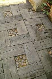 Steingarten Kreativ Gestalten 30 Bilder Und Individuelle Gartenideen Terrassenbelag Gartengestaltung Gartenweg