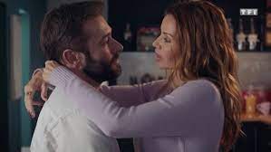 Ce dimanche 20 juin annonce la fin (temporaire) de la diffusion de la saison 4 de la série animée de miraculous, les aventures de ladybug et chat noir sur tf1. Demain Nous Appartient Du 22 Avril Xavier Et Sa Famille Soulages Resume Video De L Episode 910 En Avance Stars Actu