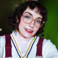 Mariana May's Instagram, Twitter & Facebook