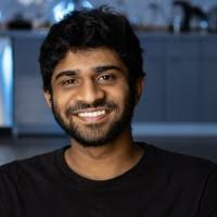 90+ perfiles de «Jayakumar»